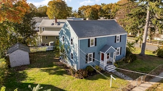 22 Jefferson Rd, Wakefield, MA 01880