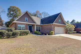3573 Autumn Woods Dr, Crestview, FL 32539