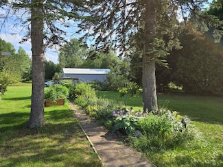 5571 Werth Rd, Alpena, MI 49707