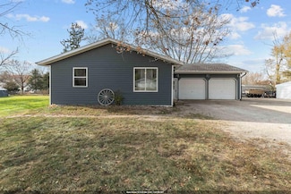 187 Greenwood St, Berlin, WI 54923
