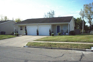 2659 Four Seasons Dr Unit 661, Columbus, OH 43207