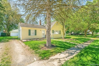 71 W Wabash Ave, Belleville, MI 48111