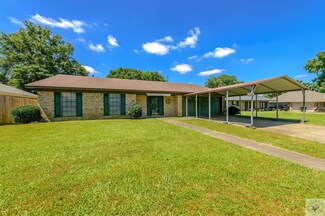 22 Cherokee Trail, Texarkana, AR 71854
