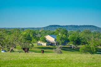 0 Highway 90, Kingsbury, TX 78638