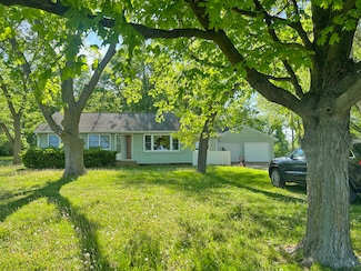 241 N Somonauk Rd, Cortland, IL 60112