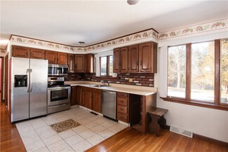12 Margaret St, Tiverton, RI 02878