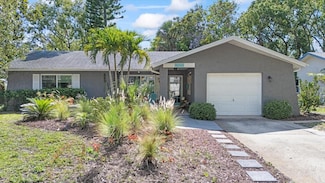 2850 Doone Cir, Palm Harbor, FL 34684