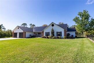 731 Entrada Ave, Sebring, FL 33875