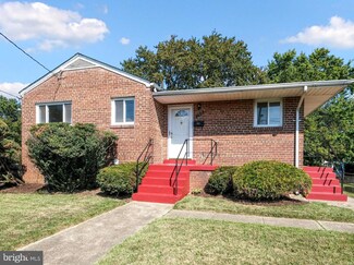 800 Sheridan St, Hyattsville, MD 20783