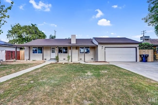 722 Piute St, Bakersfield, CA 93309