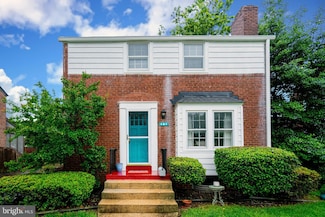 404 S Garfield St, Arlington, VA 22204