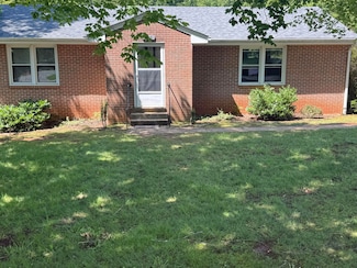 1656 Shady Knoll Ave, Bedford, VA 24523