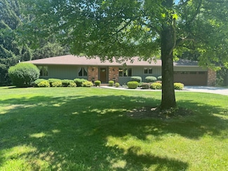 2125 Carriage Rd, Powell, OH 43065