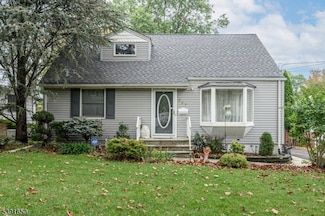 527 Albermarle St, Rahway, NJ 07065