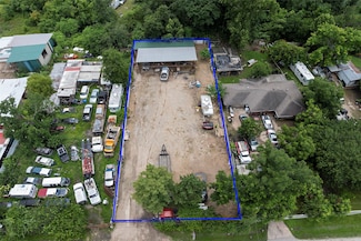 382 Airway St, Houston, TX 77037