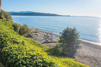 3003 Haxton Way, Bellingham, WA 98226