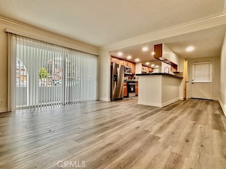 902 W Balboa Blvd Unit B, Newport Beach, CA 92661