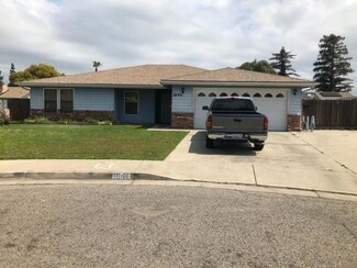 1644 Theta Ct, Porterville, CA 93257