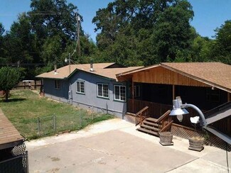 9760 Middle Creek Rd, Upper Lake, CA 95485