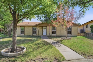 2901 Woodhaven, Carrollton, TX 75007