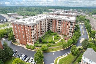 8340 Callie Ave Unit E506, Morton Grove, IL 60053