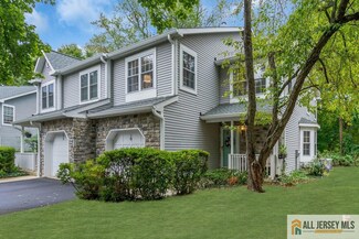 10 Stonerise Dr Unit 305, Lawrence Township, NJ 08648