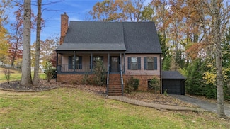 2540 Lockwood Dr, Winston Salem, NC 27103