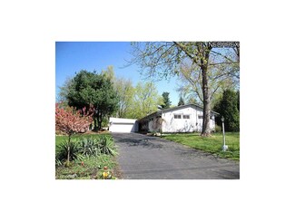 577 Mardon Ave, Akron, OH 44303