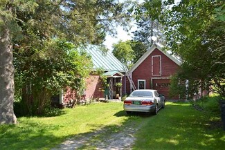 131 E Hill Rd, Plainfield, VT 05667