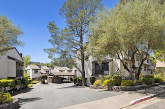 45 Corte Real Unit 11, Greenbrae, CA 94904