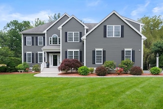 8 Berkeley Dr, Walpole, MA 02081