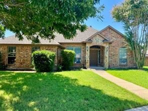6916 Danele Ct, Richland Hills, TX 76118