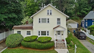 85 Lynde St, Melrose, MA 02176