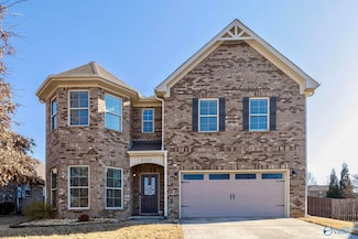 8203 Hinkle Cir NW, Huntsville, AL 35806