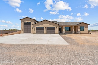 21032 W Skinner Rd, Wittmann, AZ 85361