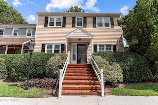 10 Saint Marys Place, Wilmington, NC 28403