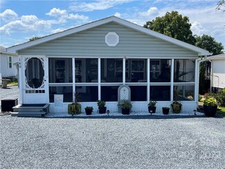 140 Dove Ln, New London, NC 28127