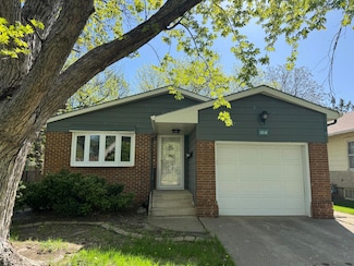 1218 Wisconsin Ave SW, Huron, SD 57350