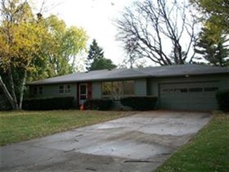 5805 Barton Rd, Madison, WI 53711