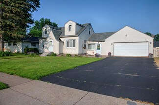 152 21st Ave S, South Saint Paul, MN 55075