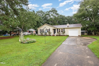 402 Vinwood Ave, Goldsboro, NC 27534