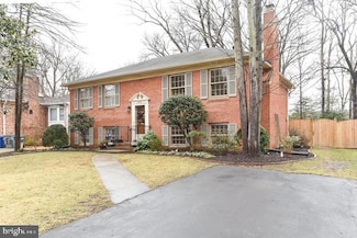 2003 Cool Spring Dr, Alexandria, VA 22308