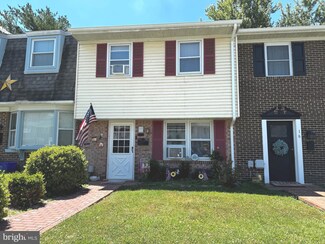 14 Peach Orchard Ct, Brunswick, MD 21716