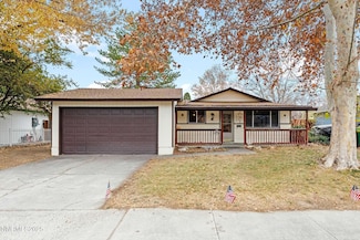 1931 Carriage Crest Dr, Carson City, NV 89706