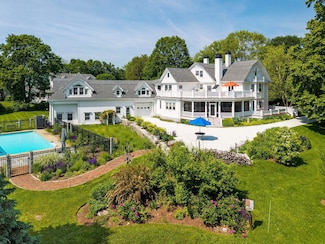 633 Central Rd, Rye, NH 03870