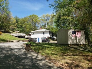 148 Barker Hill Rd, Townsend, MA 01469