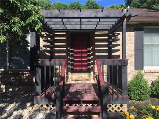 1736 N Central Dr, Beavercreek, OH 45432