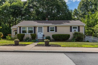 185 St Leon Ave, Woonsocket, RI 02895