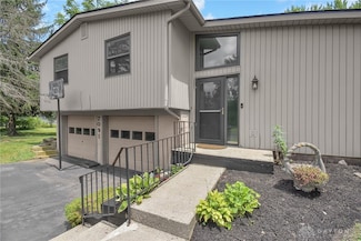 2091 Huron Dr, London, OH 43140