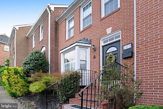 103 Shooters Ct, Alexandria, VA 22314